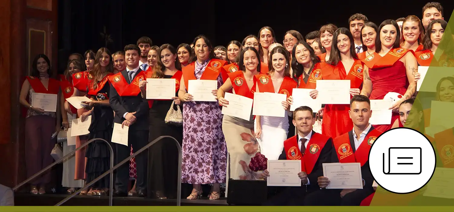 El Teatro Villamarta de Jerez acogió en la tarde del 8 de julio el acto de graduación de los Grados de la Facultad de Derecho